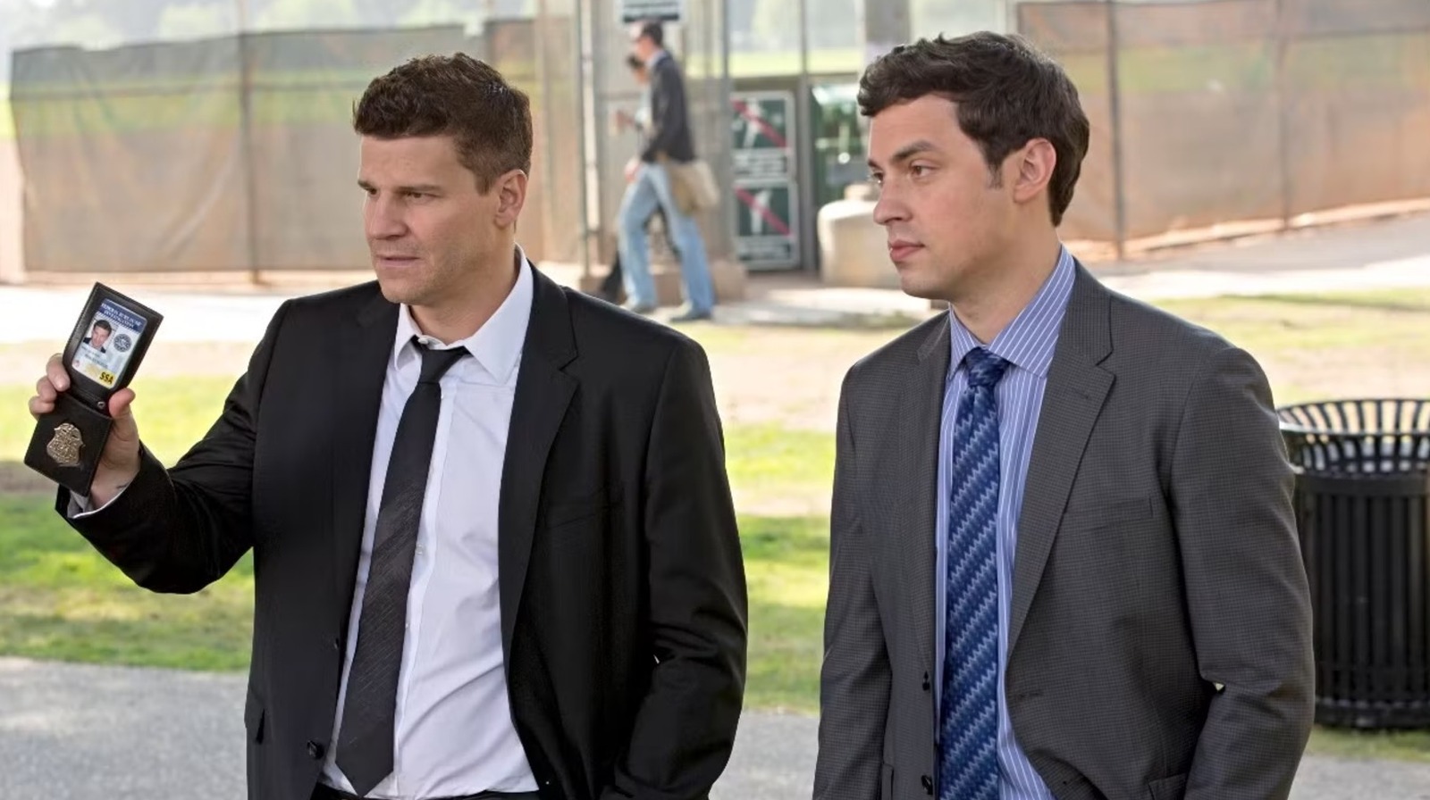 The Only Bones Episode Written By Sweets Actor John Francis Daley
