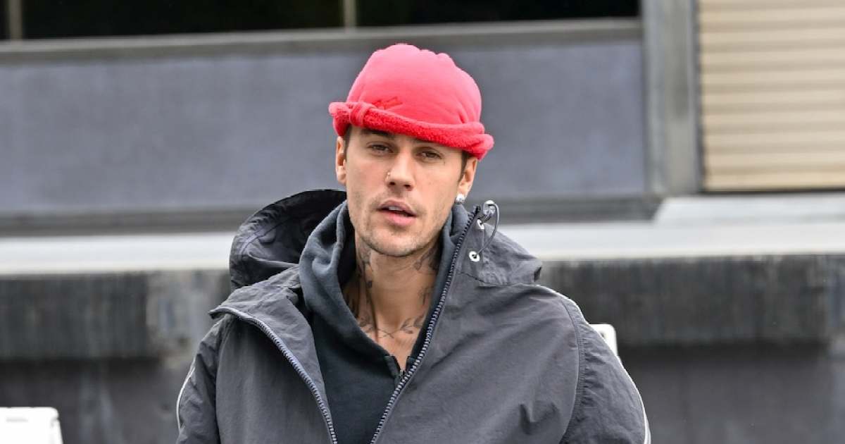 Justin Bieber Says He's 'Traumatized' in Heated Text Messages