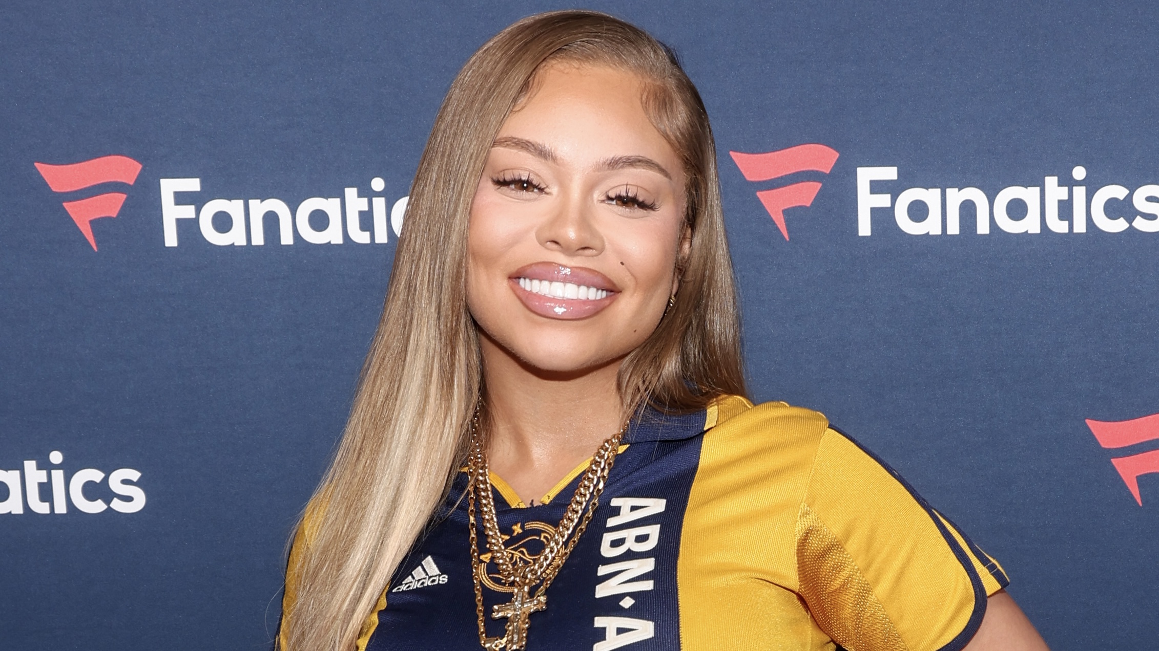 Hey, Mama! Latto's Mom, Misti Pitts, Steps Out Alongside Her & Her Sister, Brooklyn Nikole, In Paris (VIDEO)