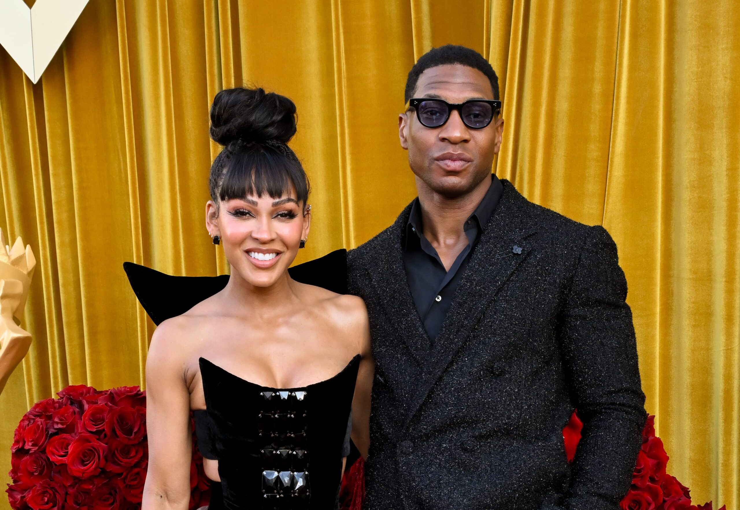 Meagan Good & Jonathan Majors Turn Heads With Steamy Red Carpet PDA Session