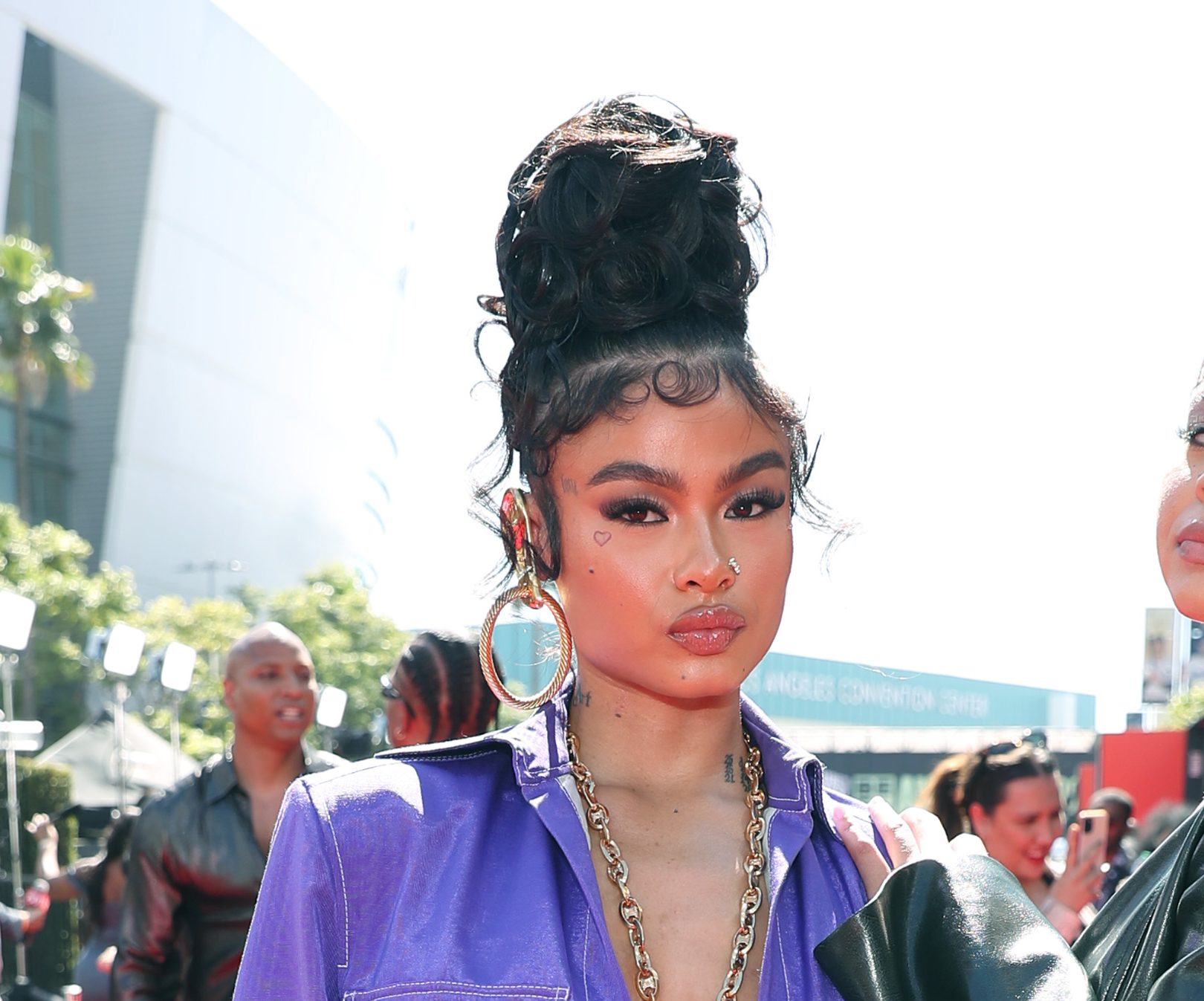 Social Media Goes IN After India Love Fan's Card Declines During Surprise Shopping Spree Offer