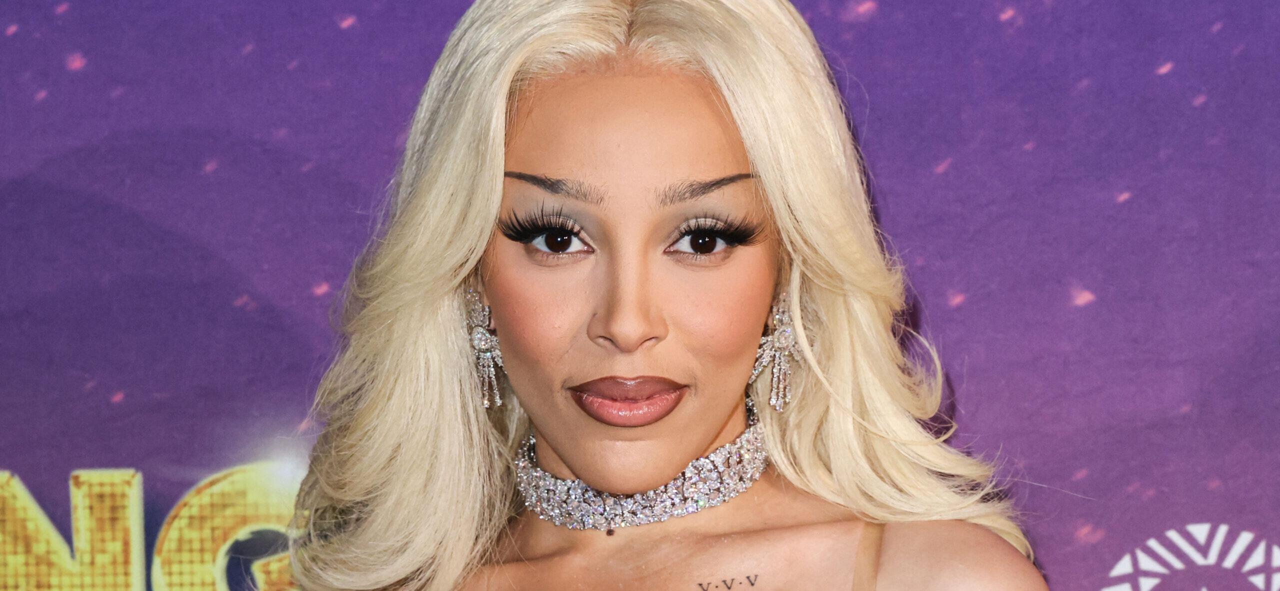 Doja Cat Sparks Frenzy After Accusing Fan Of Touching Her
