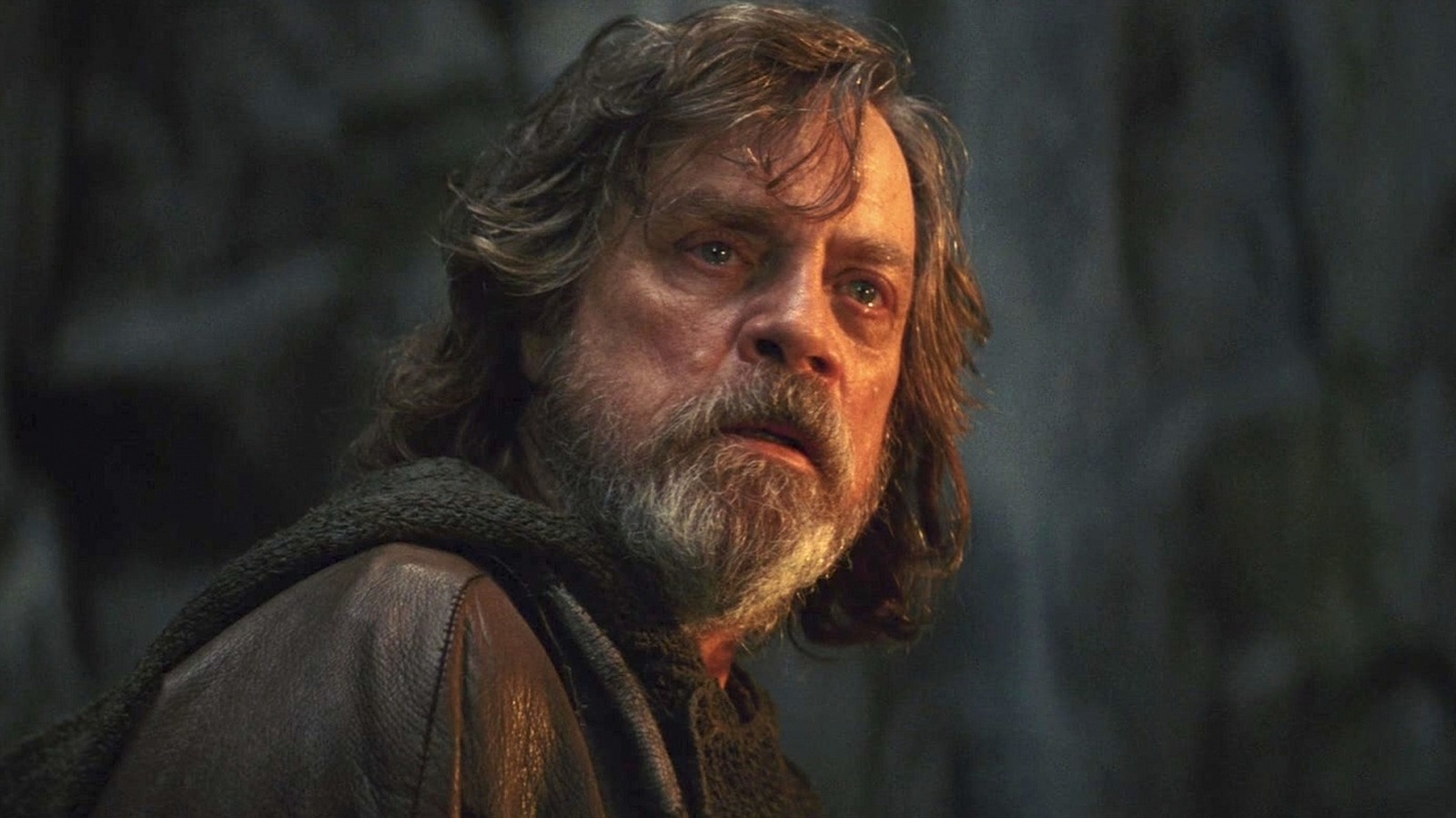 Mark Hamill Had A Much Darker Idea For Luke Skywalker's Star Wars: The Last Jedi Backstory
