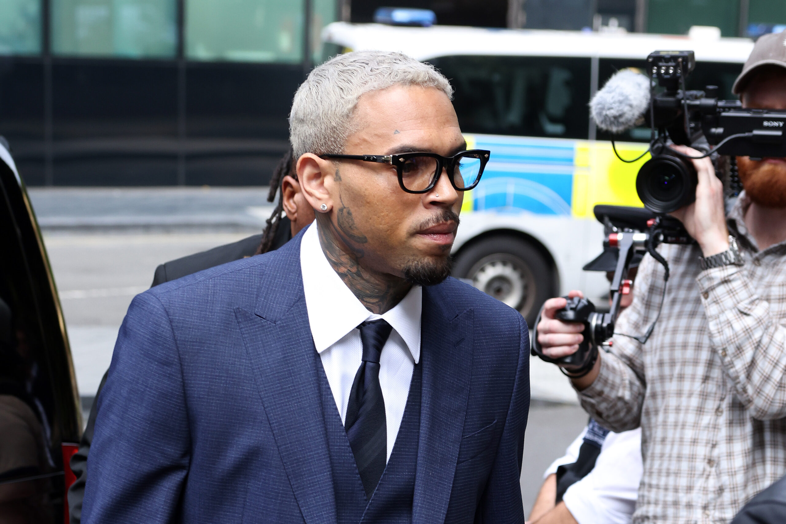 Chris Brown's London Nightclub Assault Lawsuit Dropped After Accuser Files To Dismiss