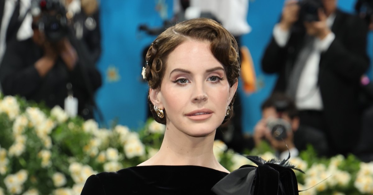 Lana Del Rey Shares Unseen Wedding Photo With Jeremy Dufrene