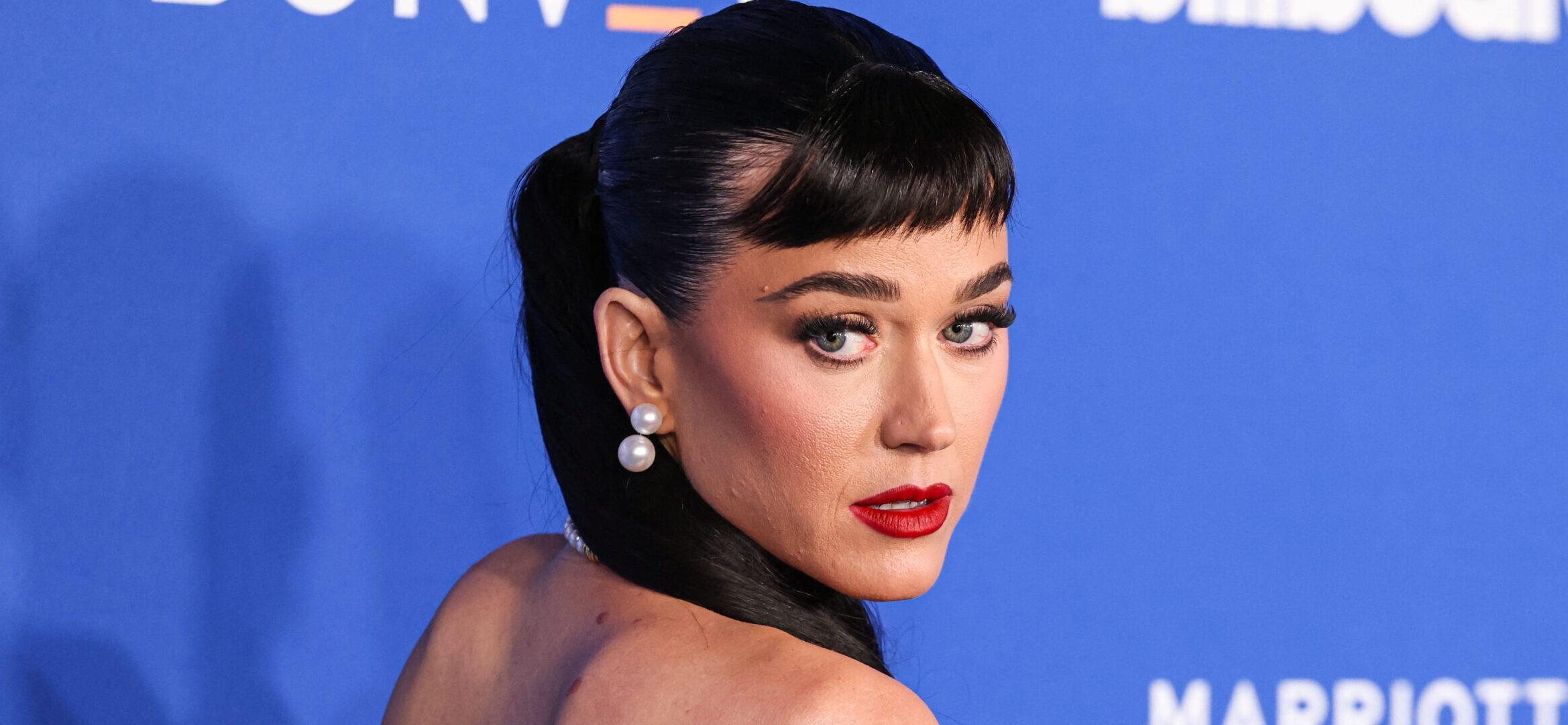 Katy Perry Shows Orlando Bloom What He's Missing During Yacht Trip