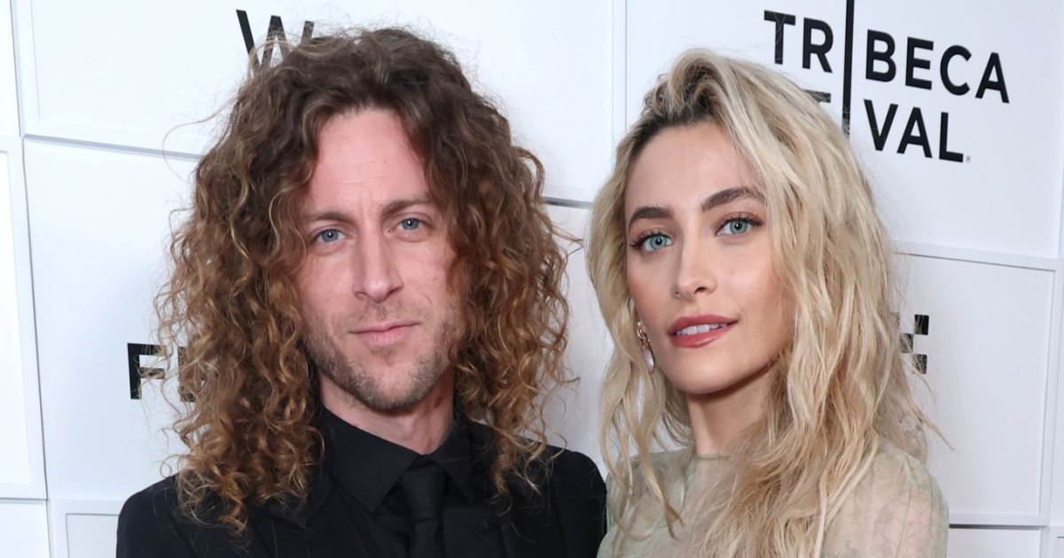 Paris Jackson Confirms Split From Fiance Justin Long After Tears